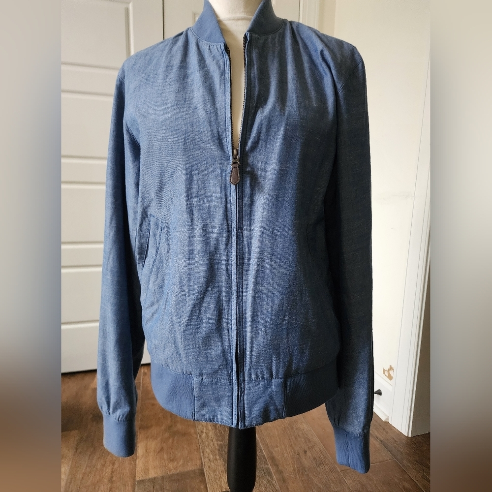Used Uniqlo mens small jacket blue jean color
